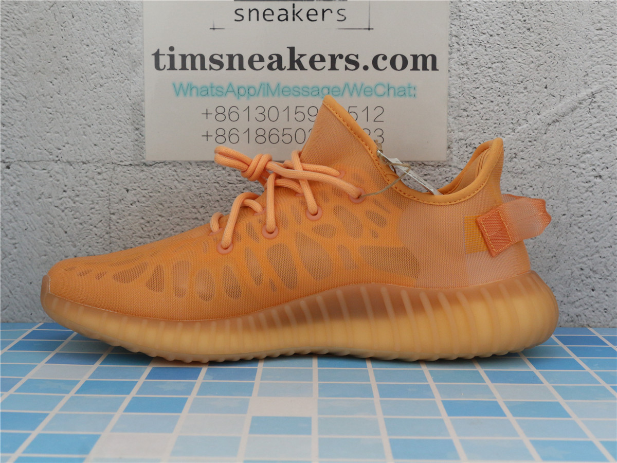 Yeezy Boost 350 V2 Mono Clay GW2870